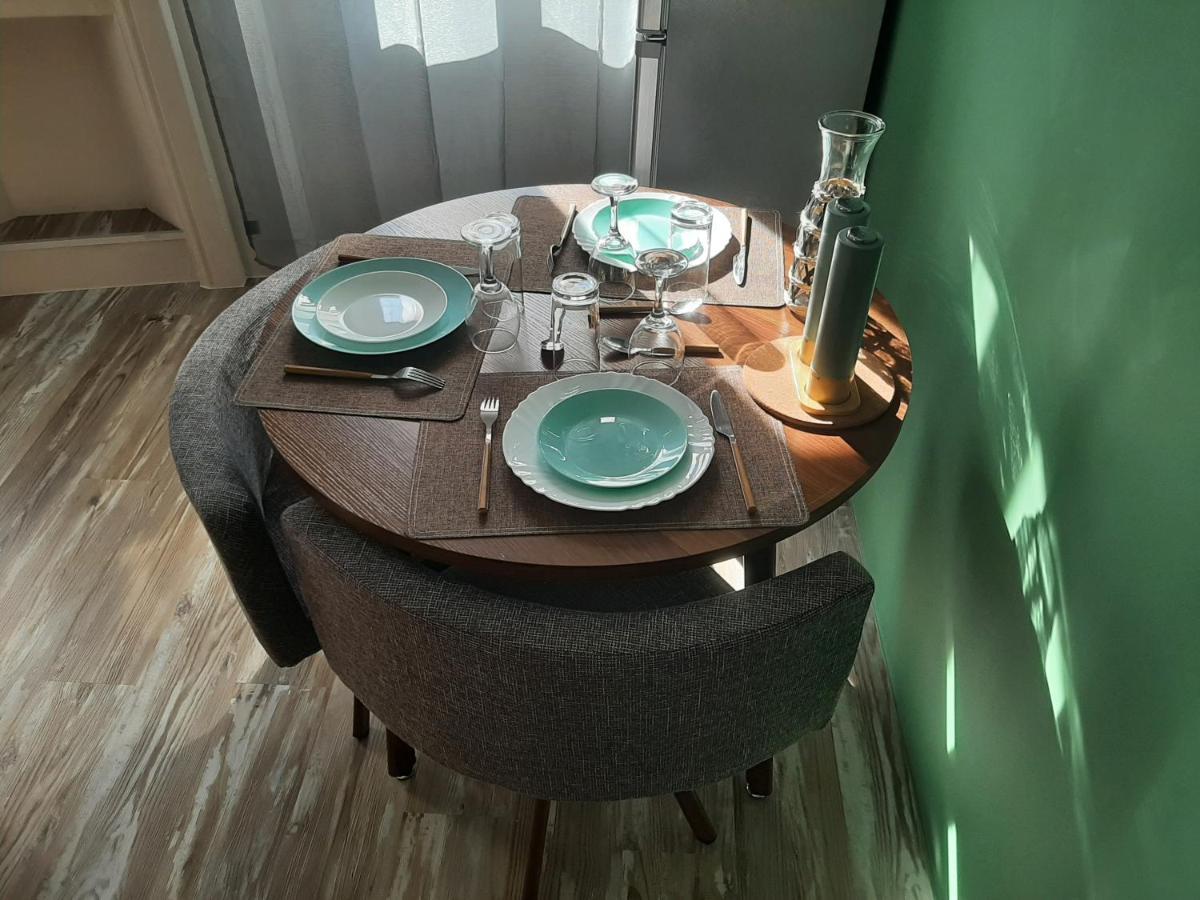 APT T2 COSY de 40 à 50 M2 Idéal pour un déplacement PRO  Les IRIS Bourg-Saint-Andéol Exterior foto