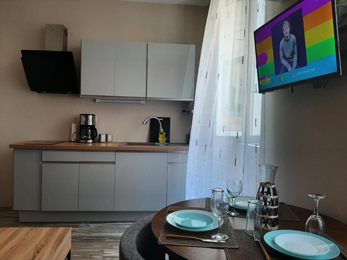 APT T2 COSY de 40 à 50 M2 Idéal pour un déplacement PRO  Les IRIS Bourg-Saint-Andéol Exterior foto